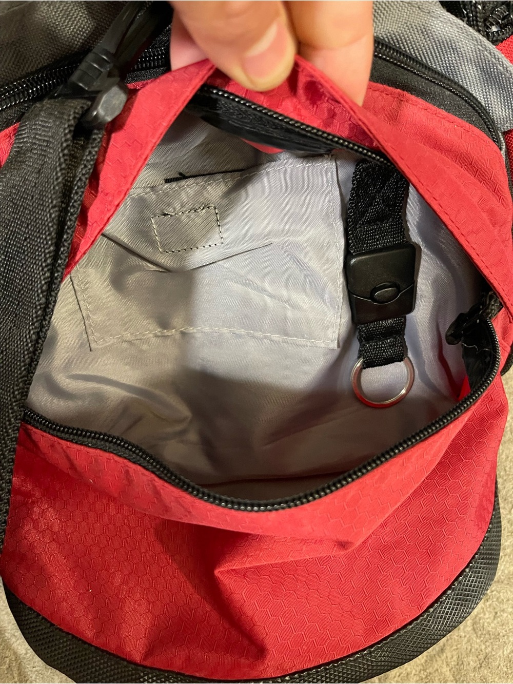 SPEEDO Weekend Duffle Bag - Picture 6 of 10
